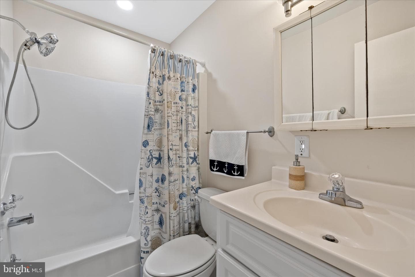 110 B 78th Street photo 19