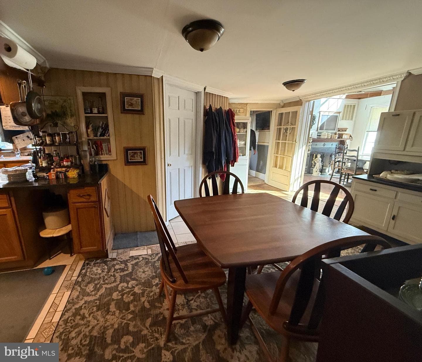 207 S Washington Street photo 19