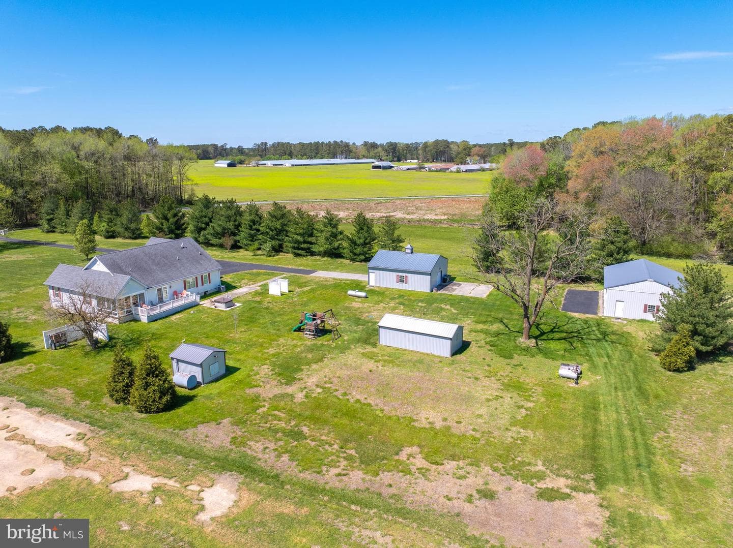 1324 Hillman Road photo 2