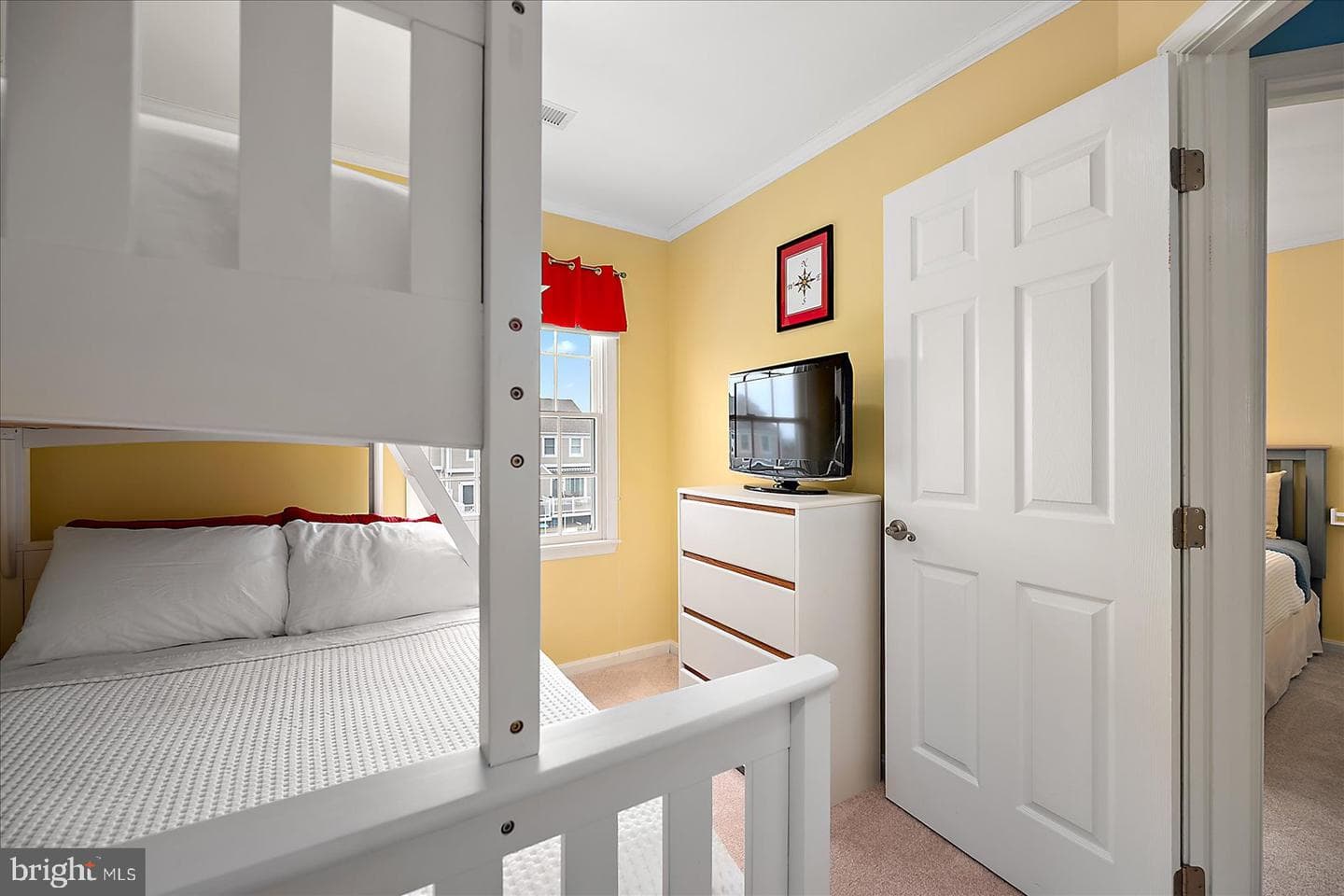 13031 Hayes Avenue #8 photo 32