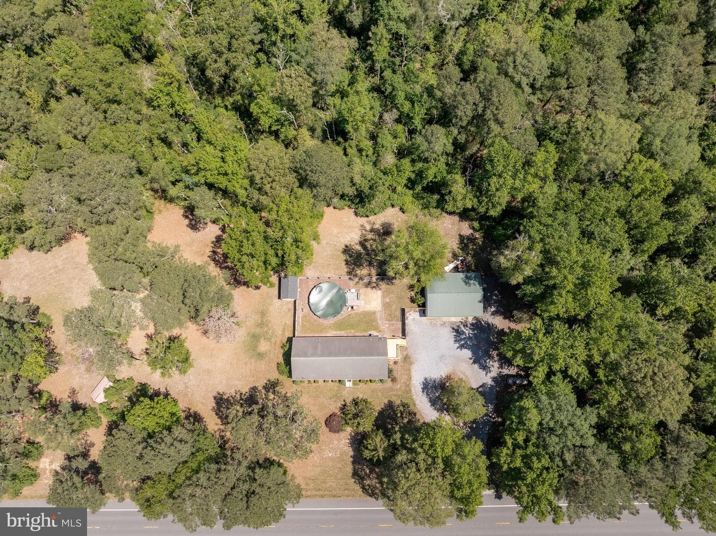 6635 Libertytown Road photo 3