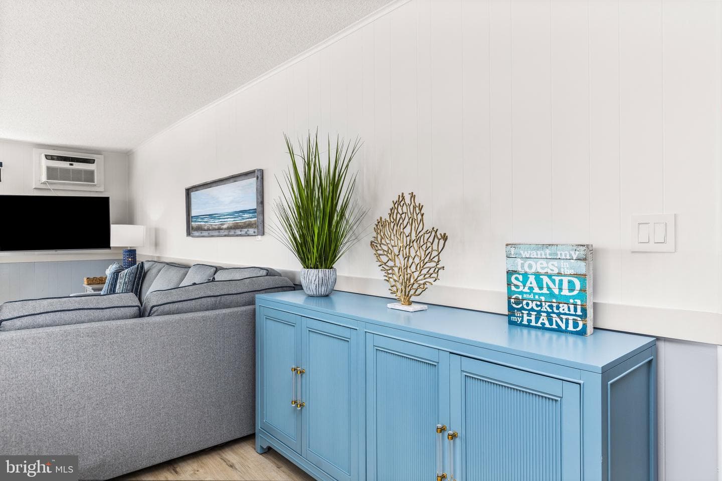 2801 N Baltimore Avenue #307 photo 10