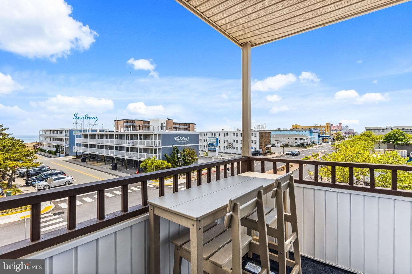 2801 N Baltimore Avenue #307 photo 2
