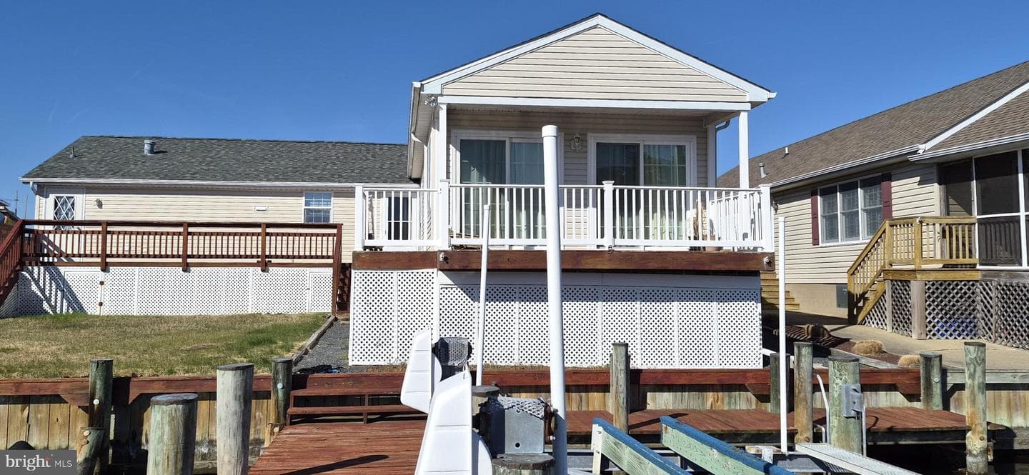 612 Gulf Stream Dr, Ocean City