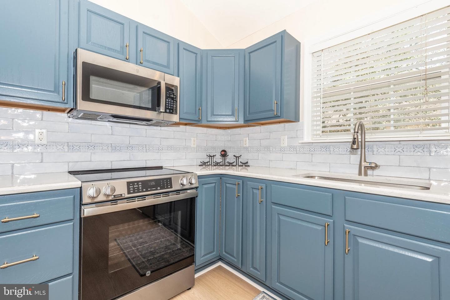 14 Garrett Drive photo 14