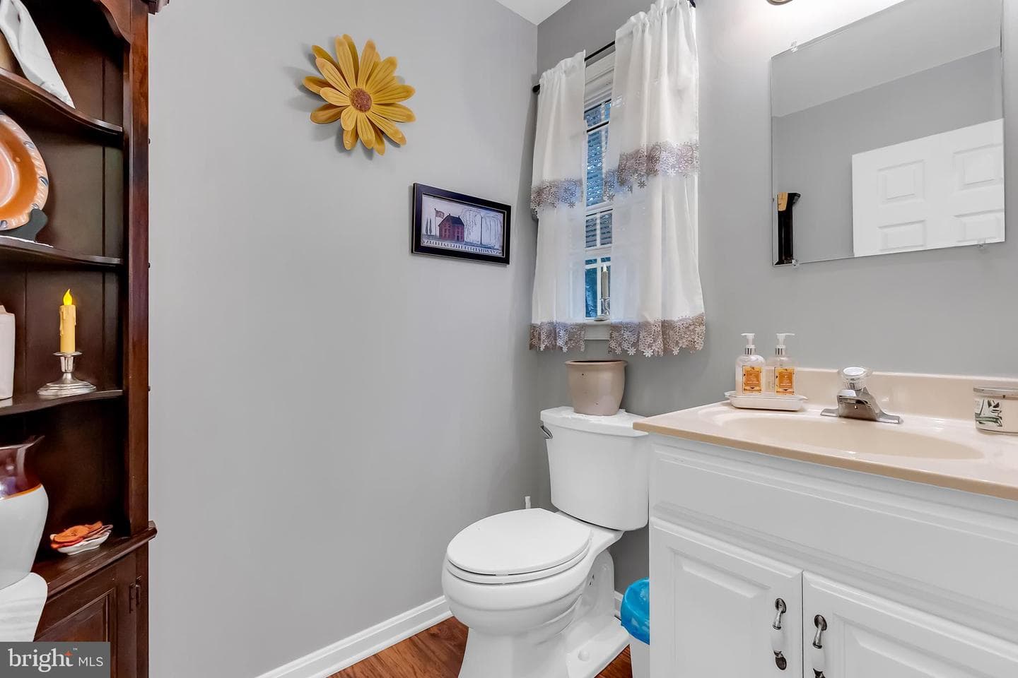 2120 Orchard Drive photo 20