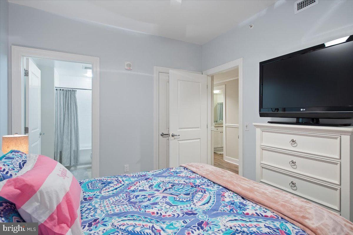 2 48th Street #1602 photo 34
