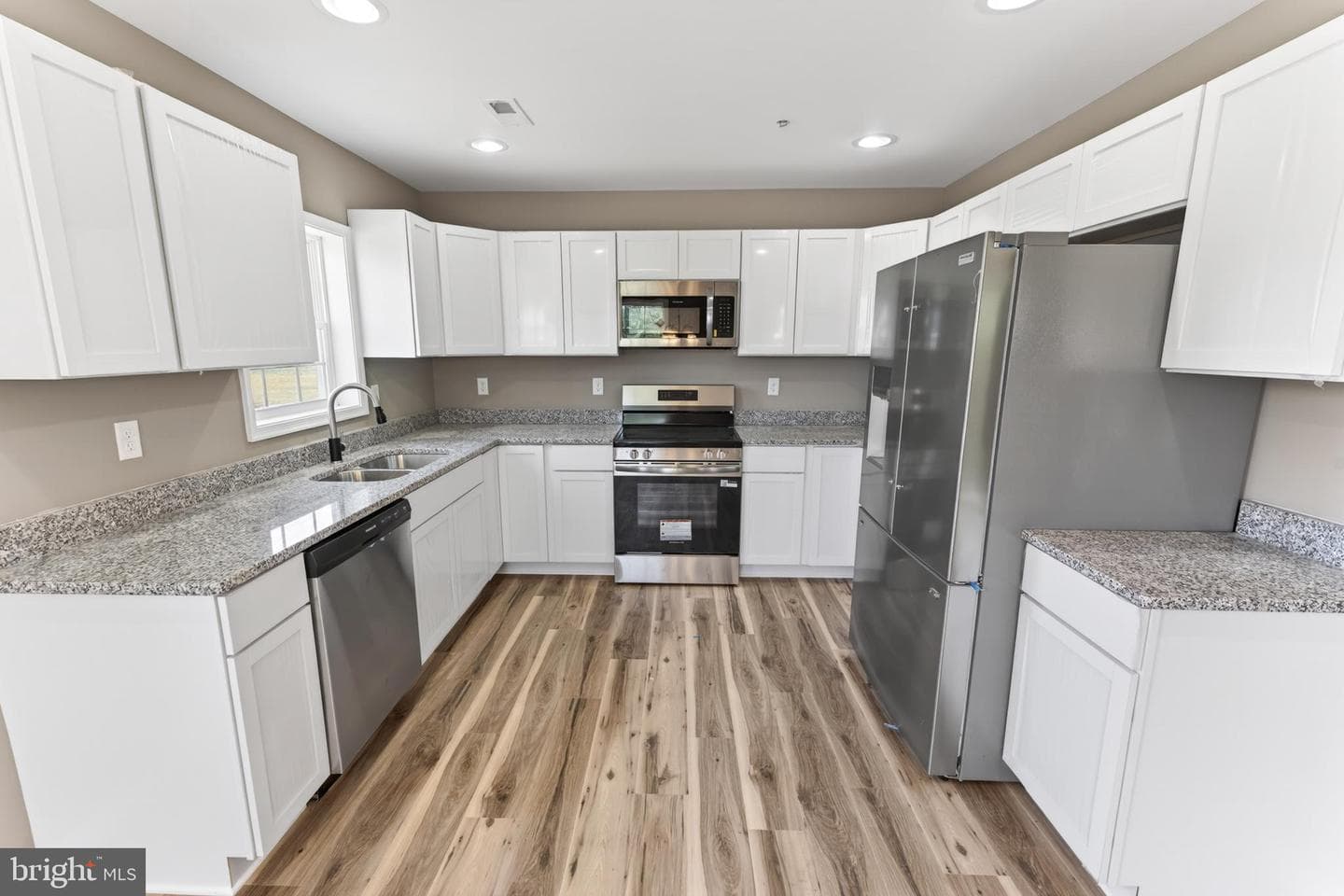 1200 Cedar Street photo 15