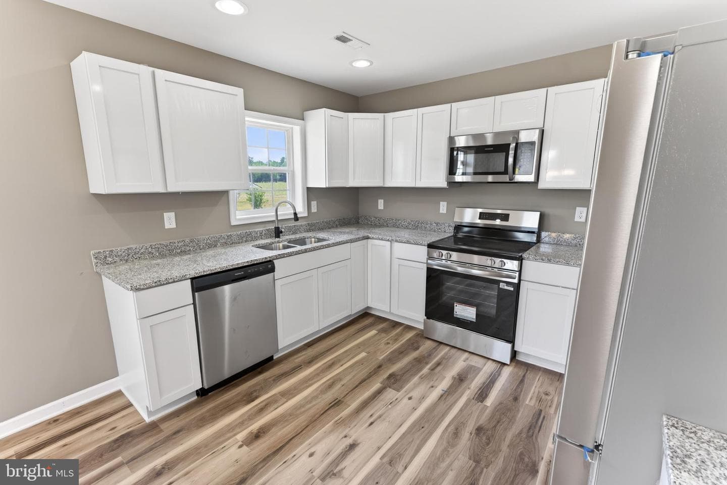 1200 Cedar Street photo 16