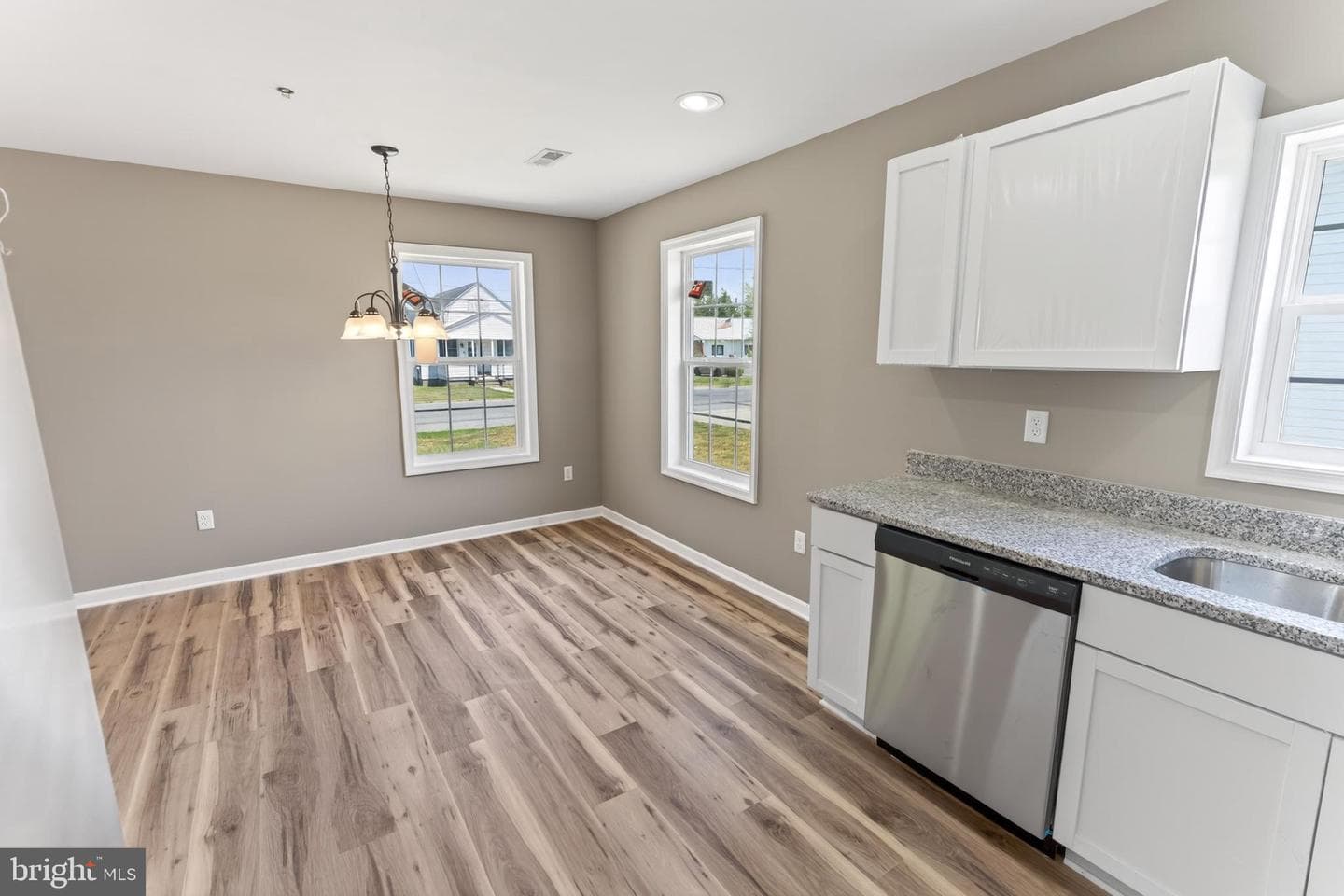 1200 Cedar Street photo 18