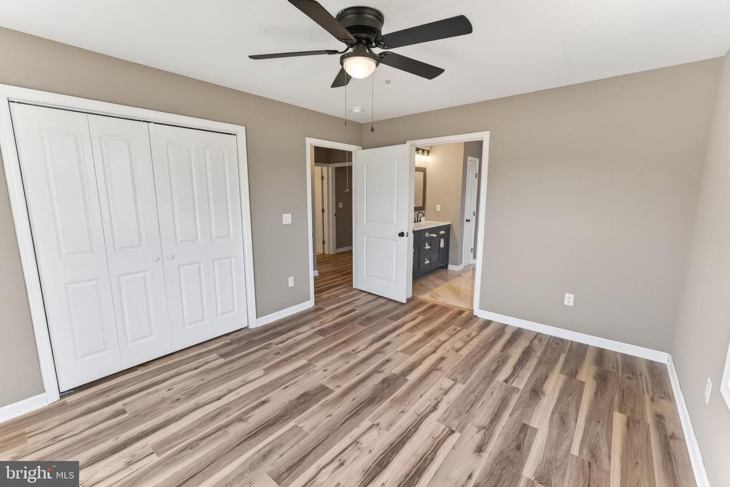 1200 Cedar Street photo 22