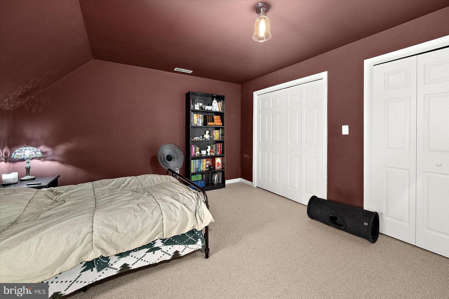 9933 Main Street photo 27