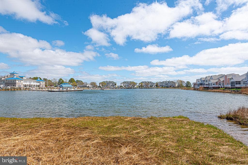 7710 Yacht Club Drive #314 photo 5