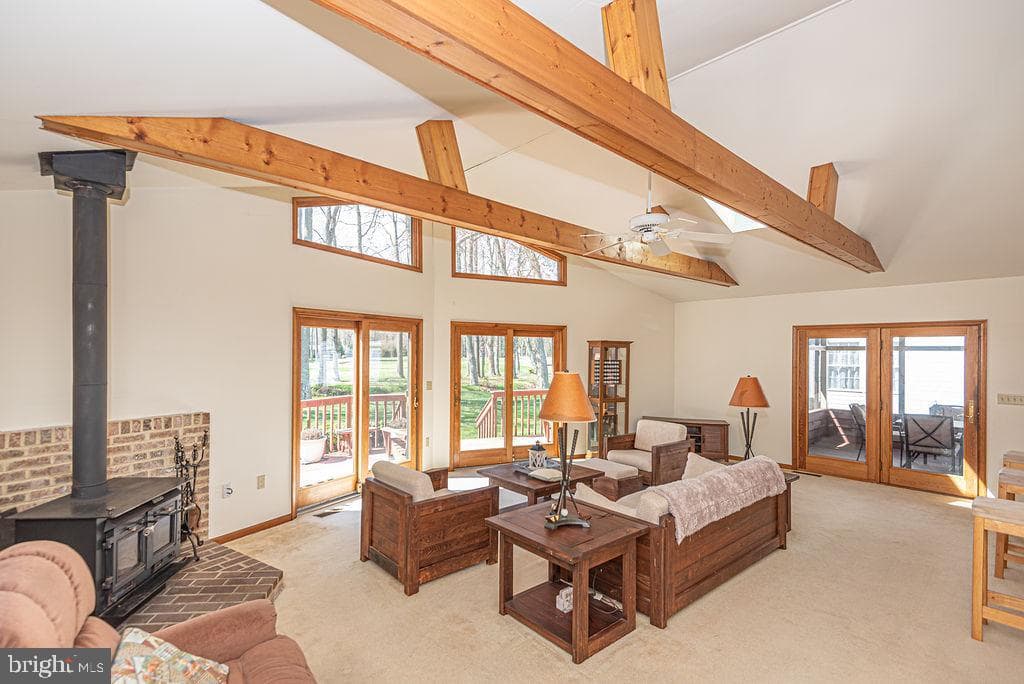 31 Watergreen Lane photo 10