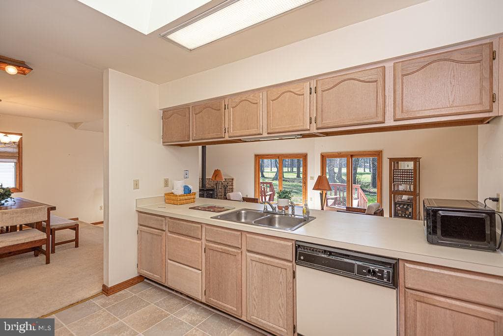 31 Watergreen Lane photo 18