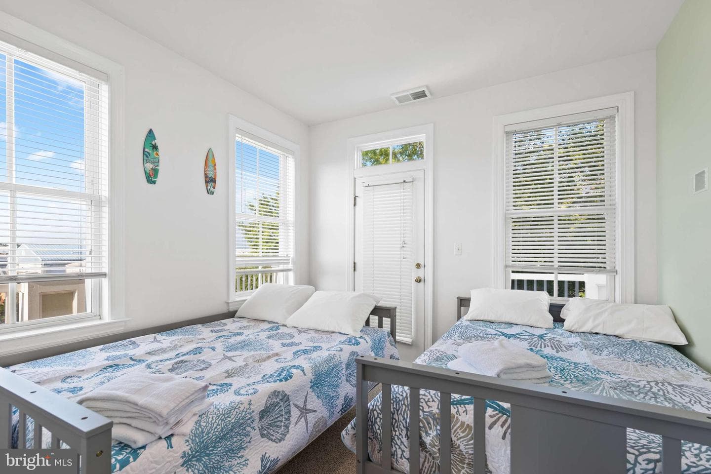 27 Island Edge Dr # 27C photo 48