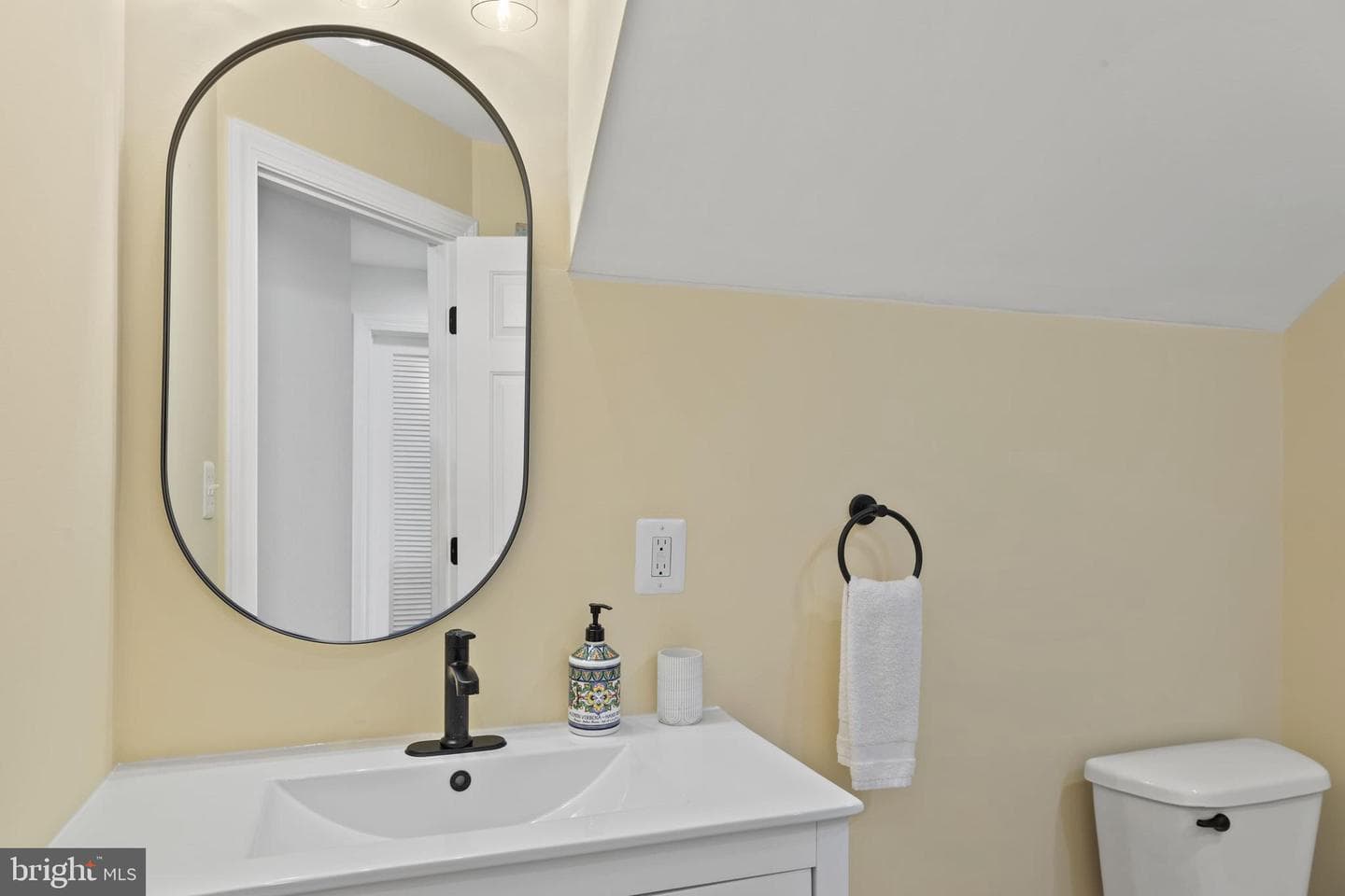 27 Island Edge Dr # 27C photo 51