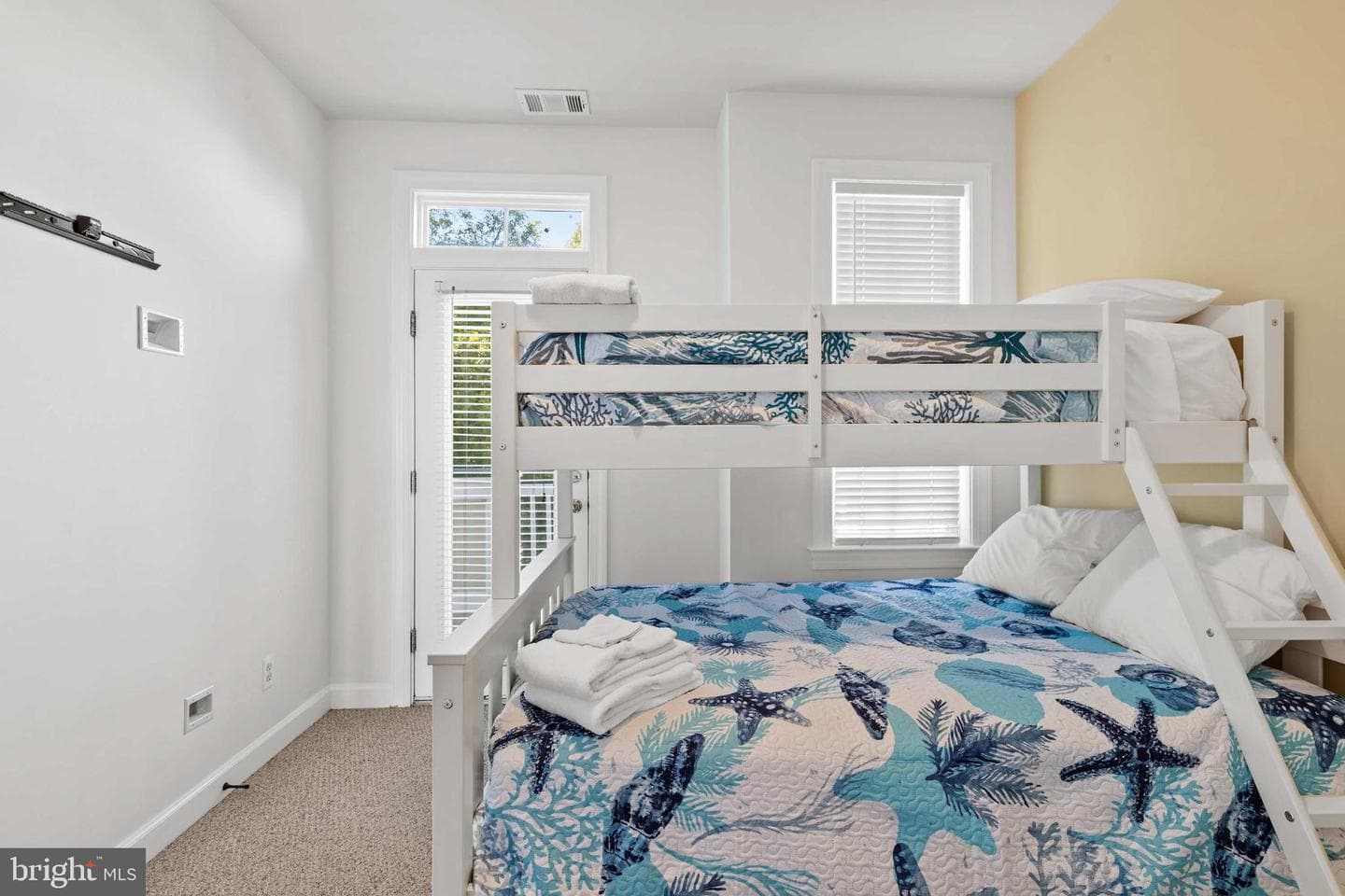 27 Island Edge Dr # 27C photo 55