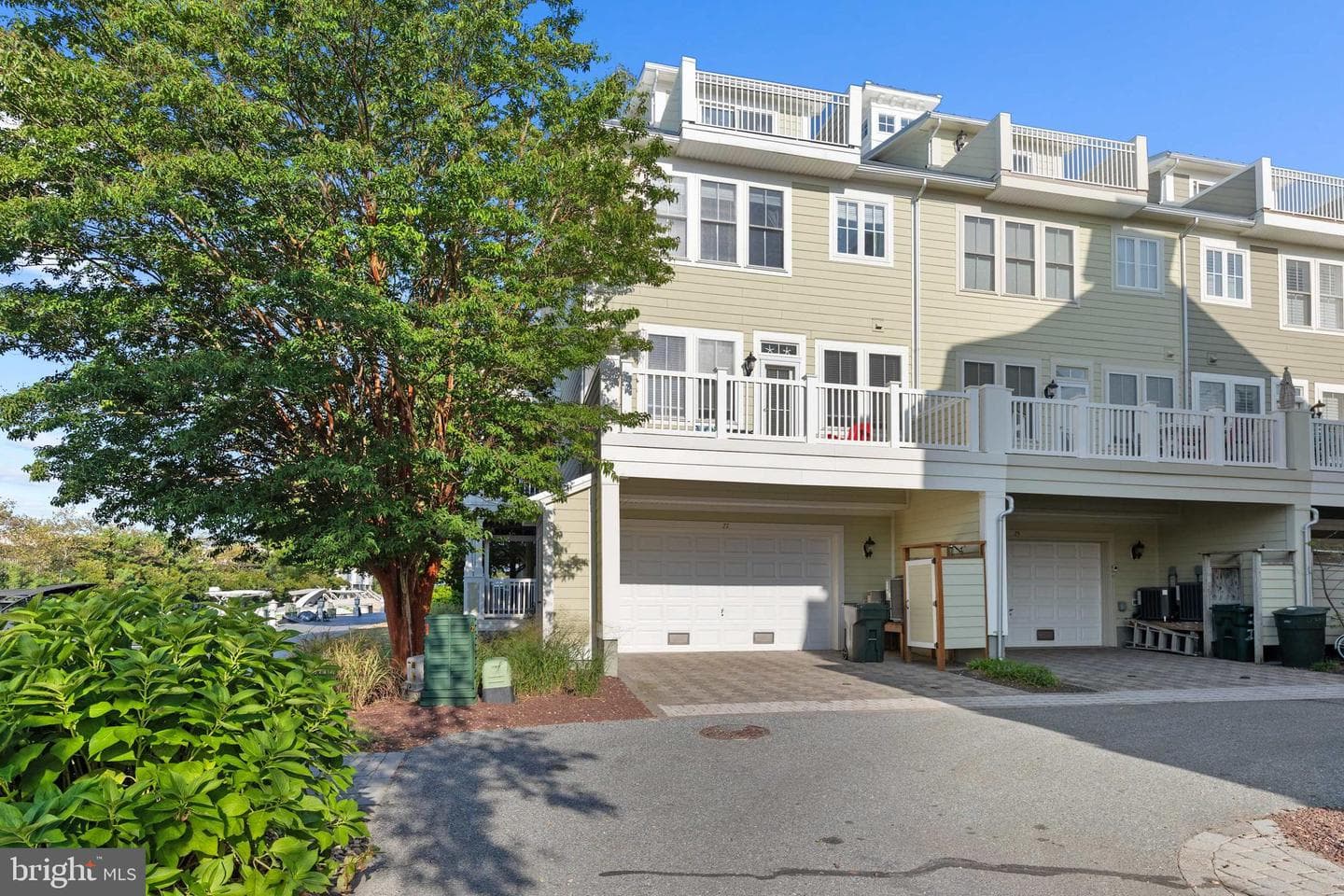 27 Island Edge Dr # 27C photo 64