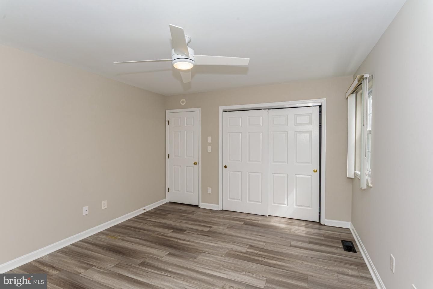 258 Ocean Parkway photo 26