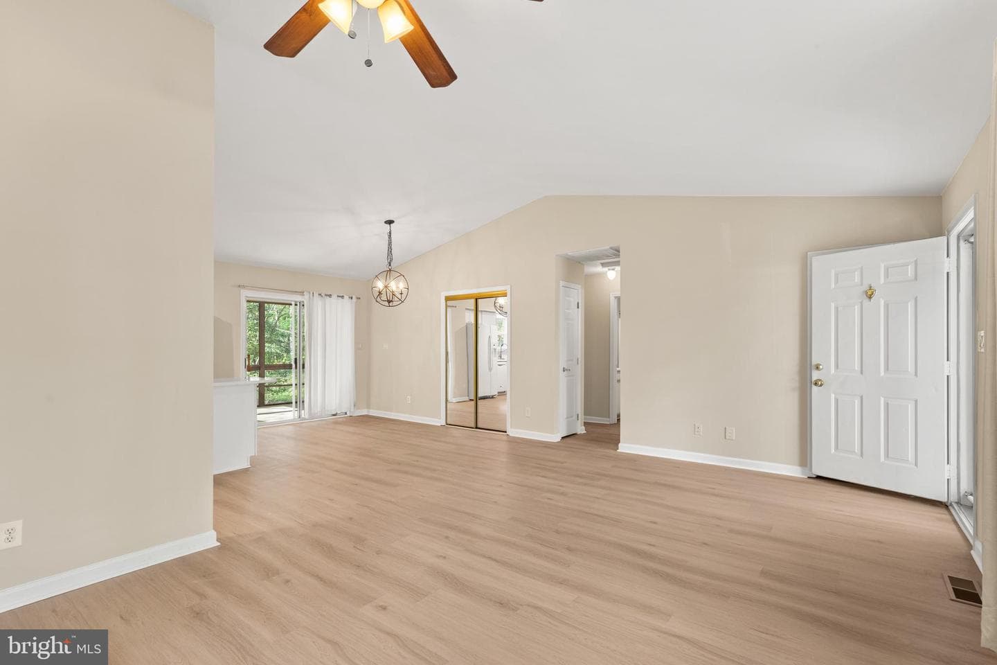 47 Seafarer Lane photo 9