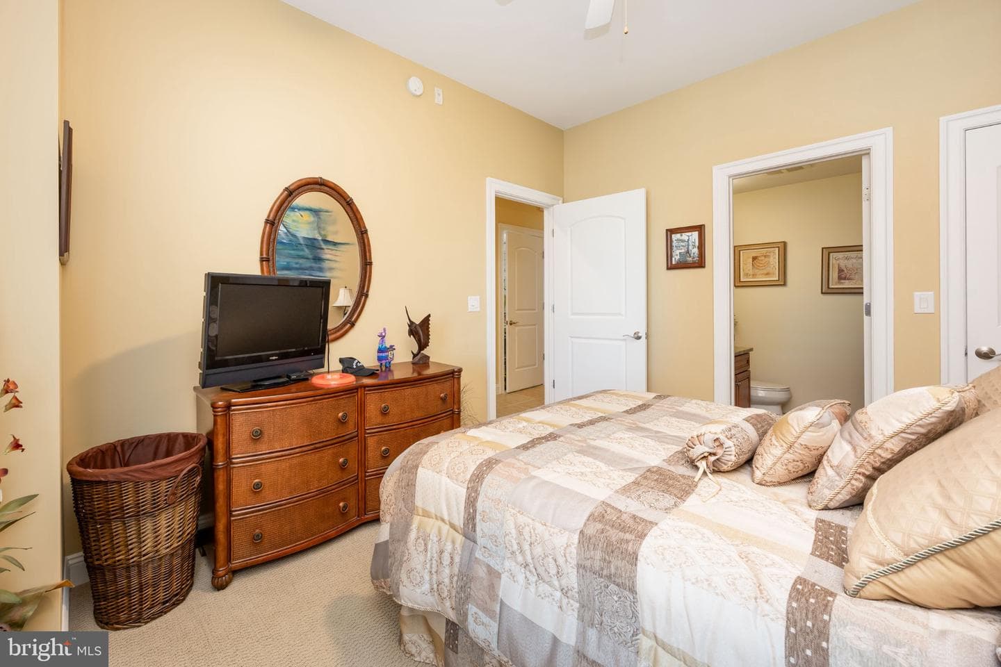 301 14th Street #409 photo 23