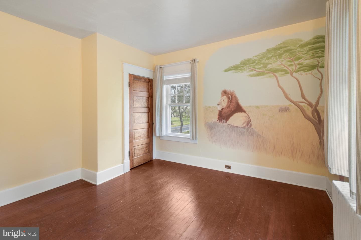 301 W Market Street photo 42