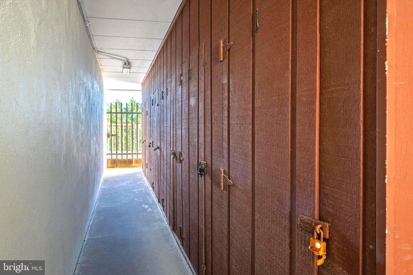 15 35th Street #305 photo 29