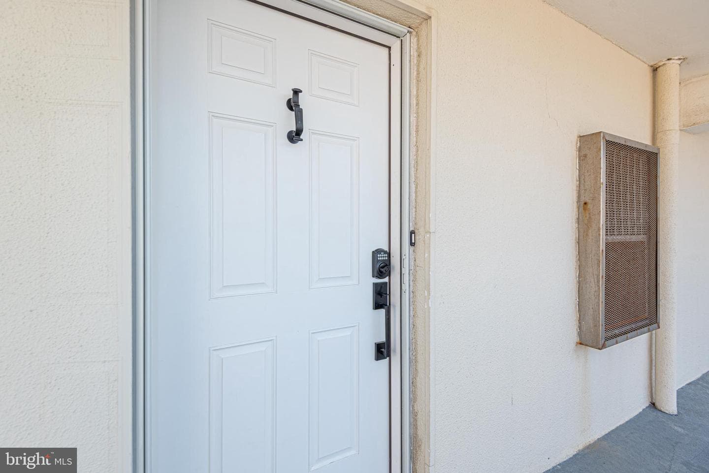 5001 Atlantic Avenue #104 photo 33