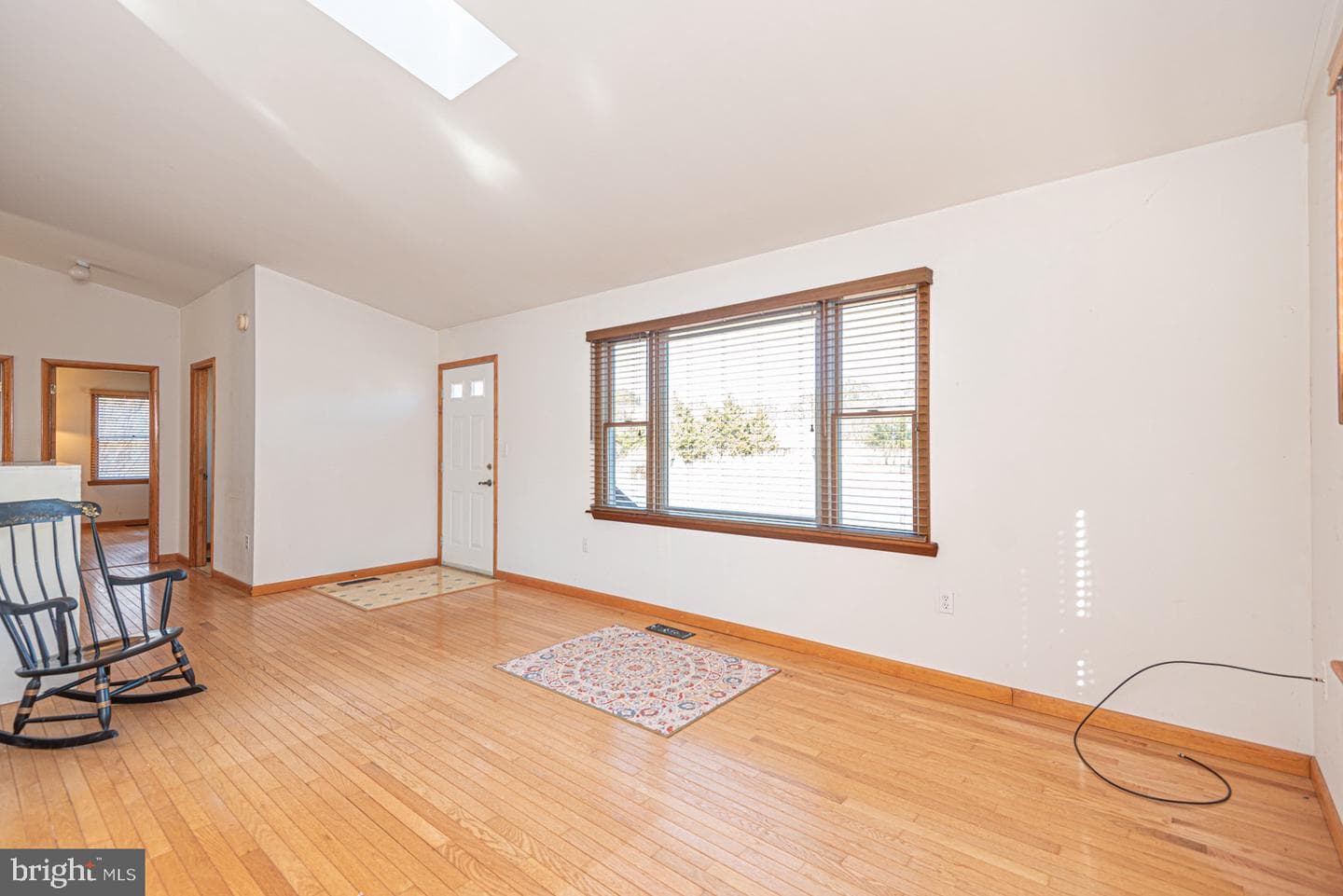 10333 Tudor Road photo 3