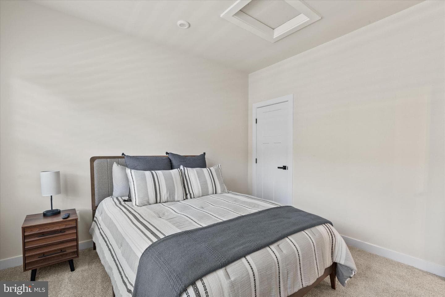 12105 Landings Boulevard photo 20