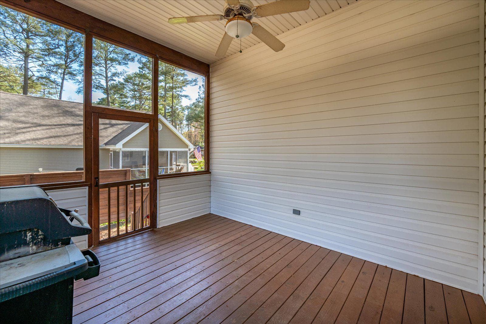 2 Moonraker Road photo 45