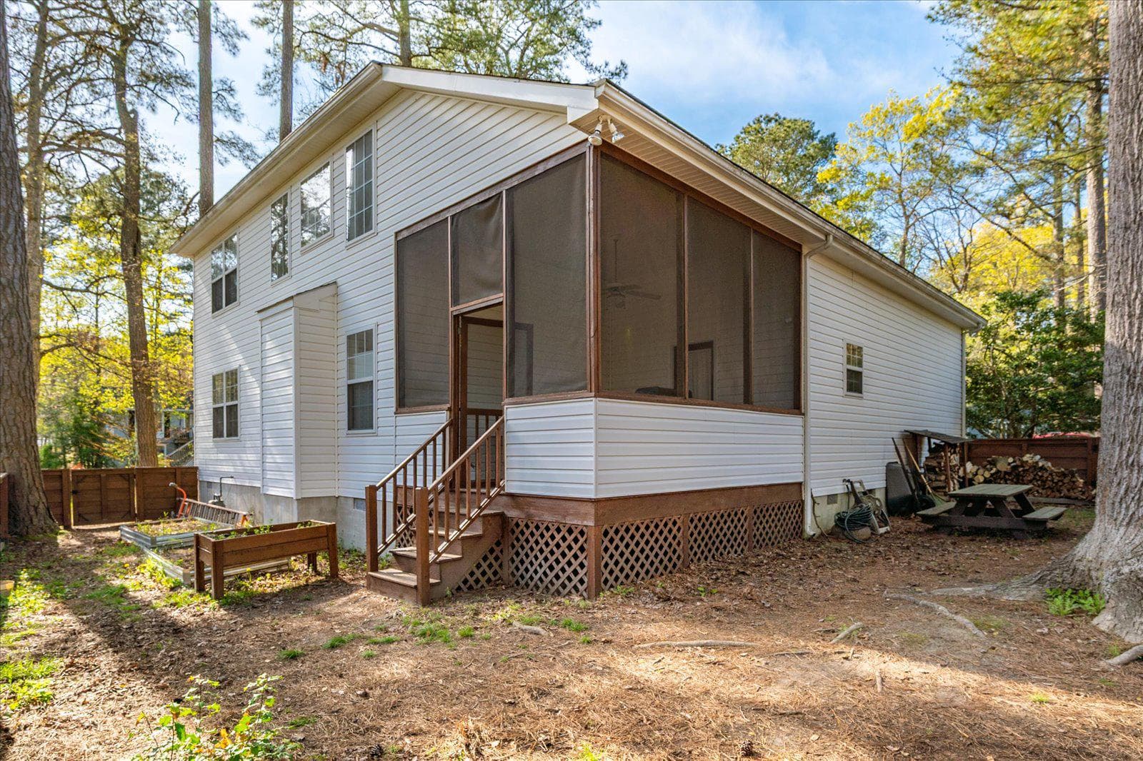 2 Moonraker Road photo 47