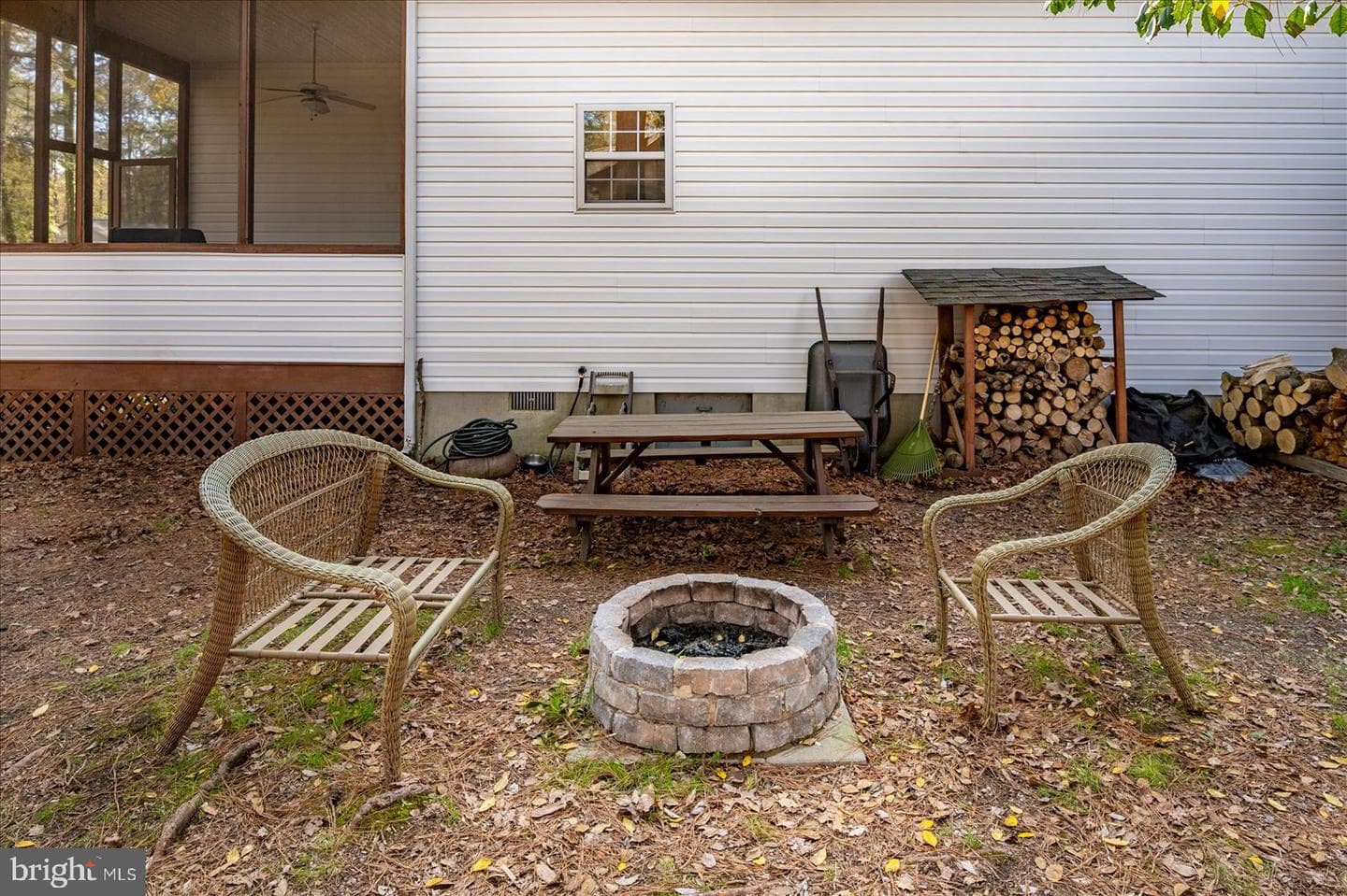 2 Moonraker Road photo 51