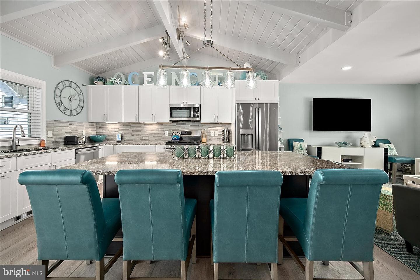 400 Bayshore Drive photo 20