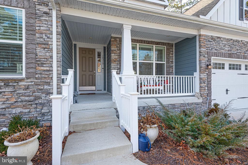 10315 Quarter Deck Lane photo 3