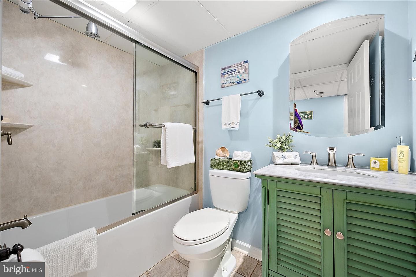 8105 Atlantic Avenue #604 photo 24