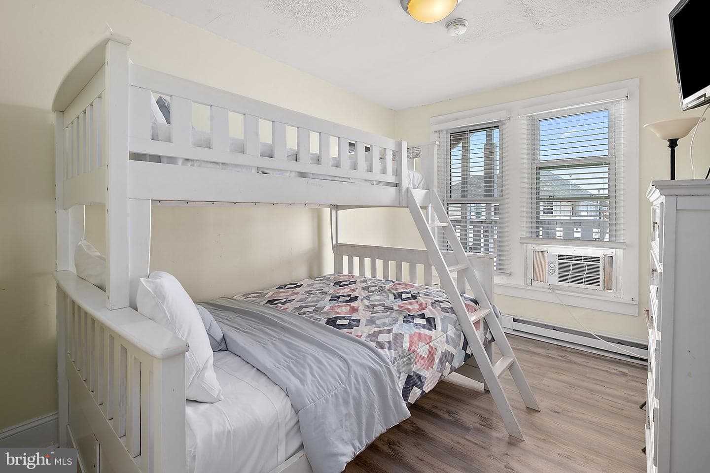 404 Saint Louis Avenue #12 photo 24