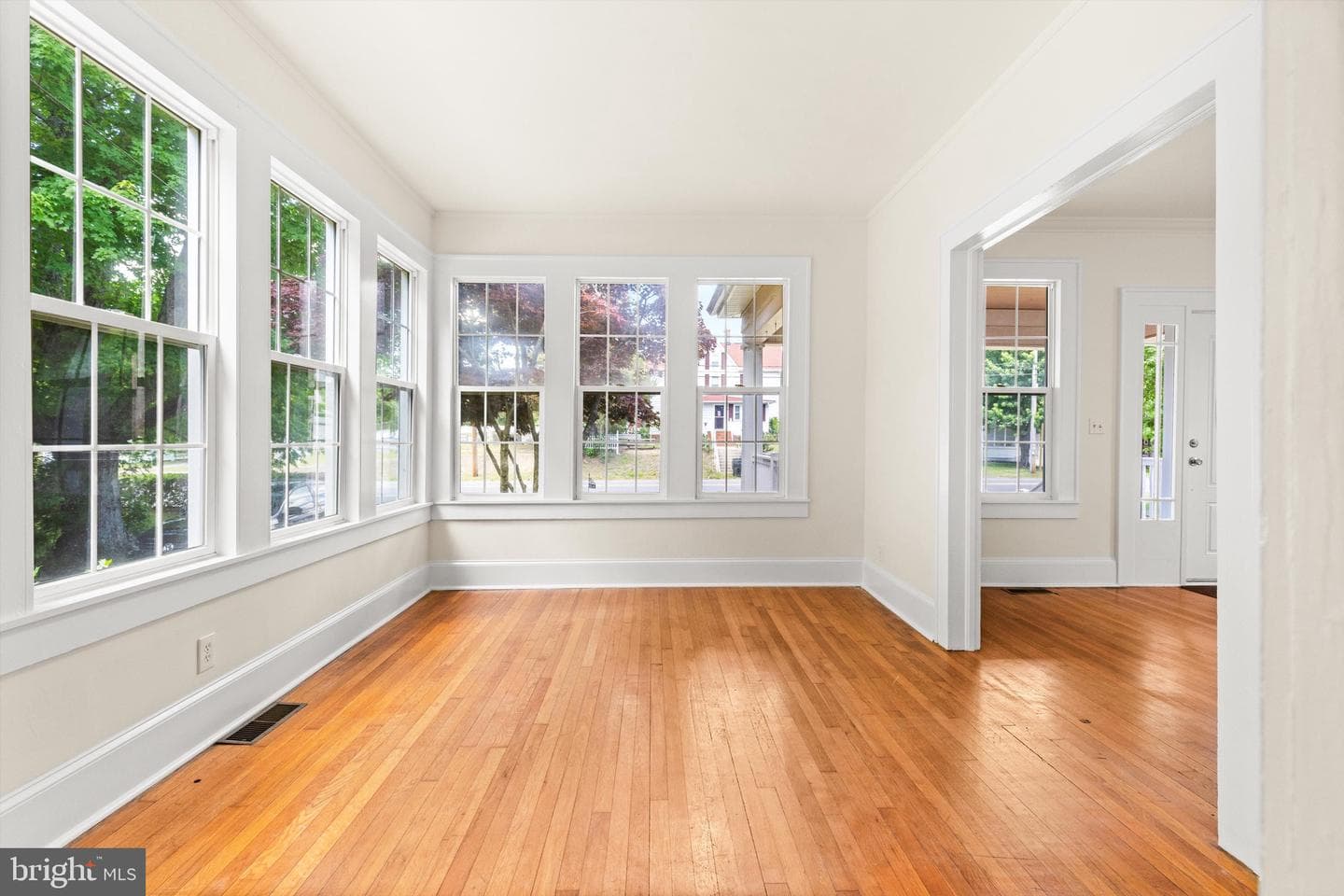 314 E Market Street photo 9