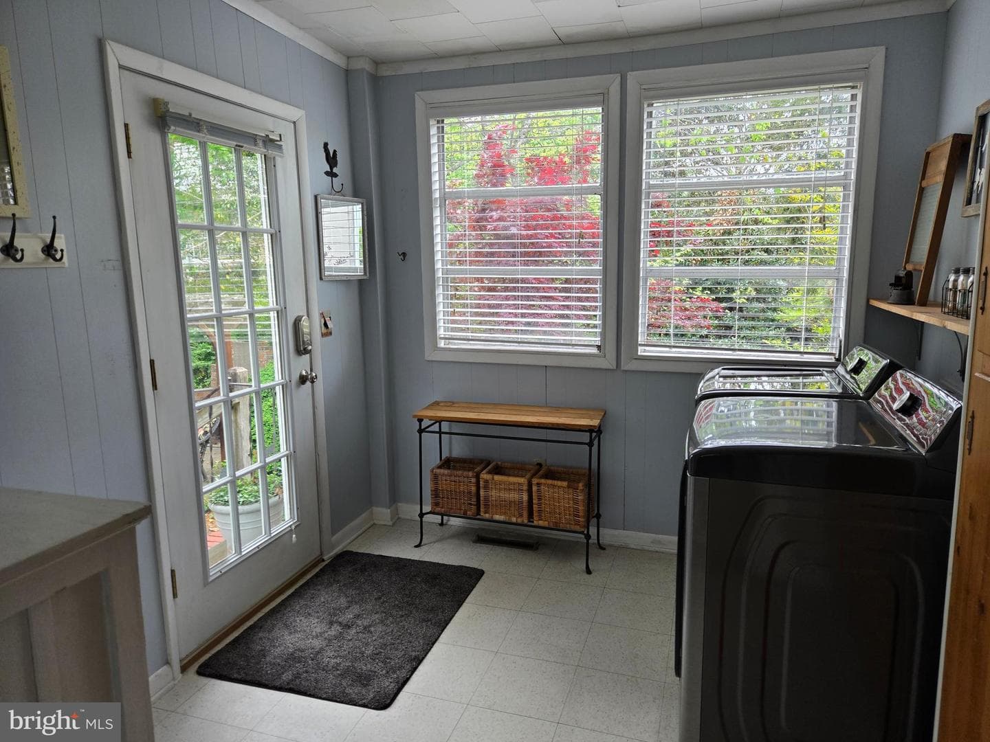 105 W Federal Street photo 17