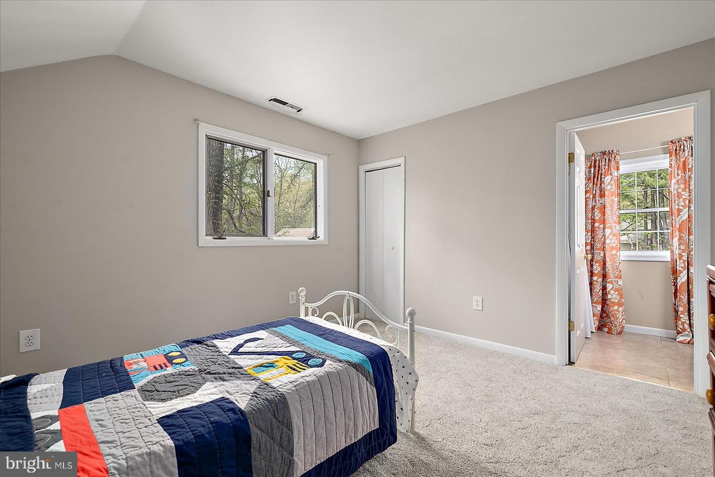 14 Trinity Place photo 41