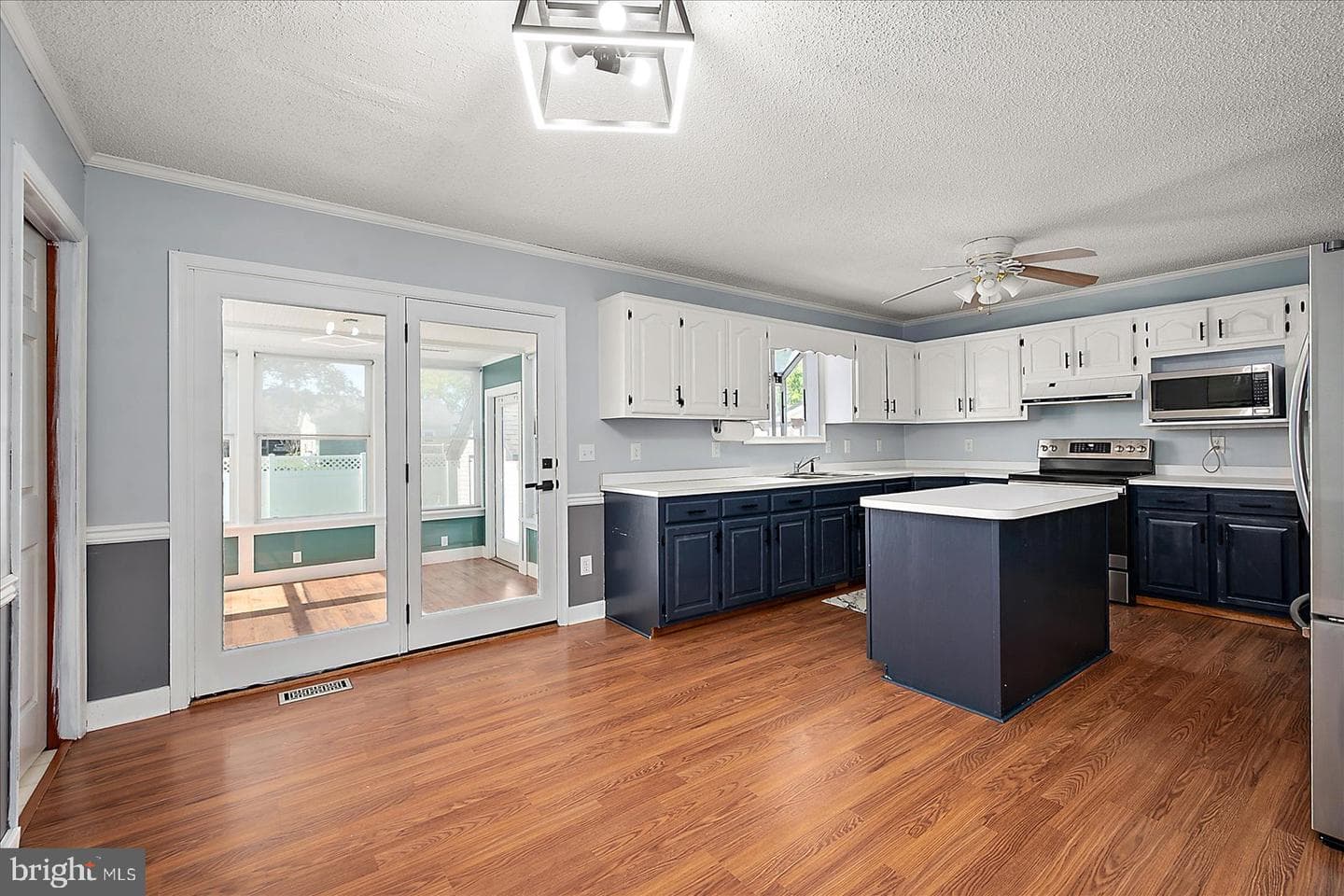 12912 Pine Street photo 14