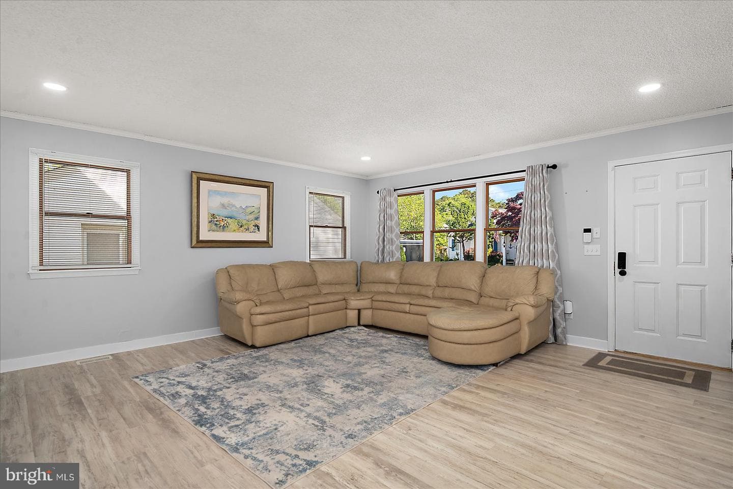12912 Pine Street photo 9