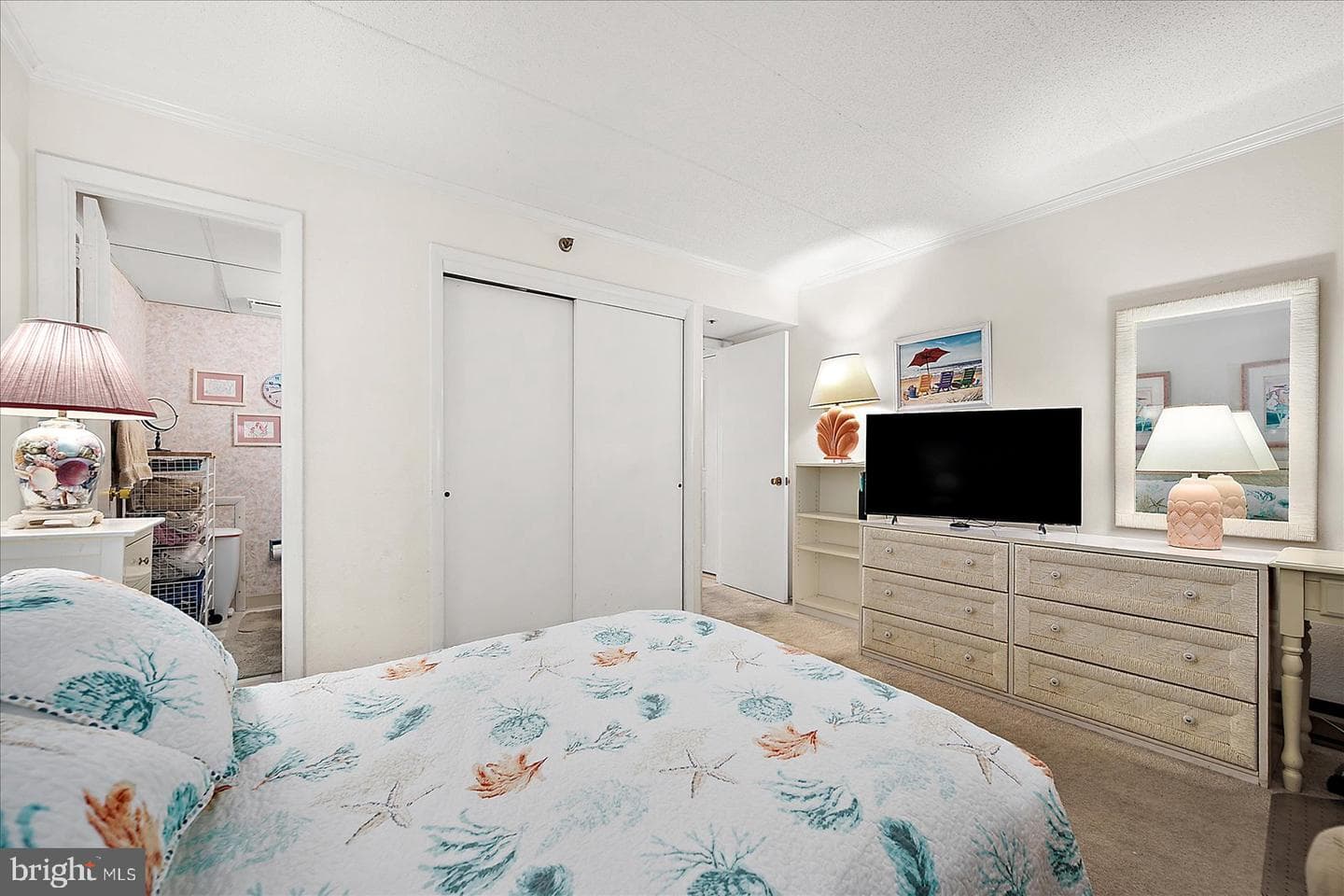 5801 Atlantic Ave # 608 photo 20