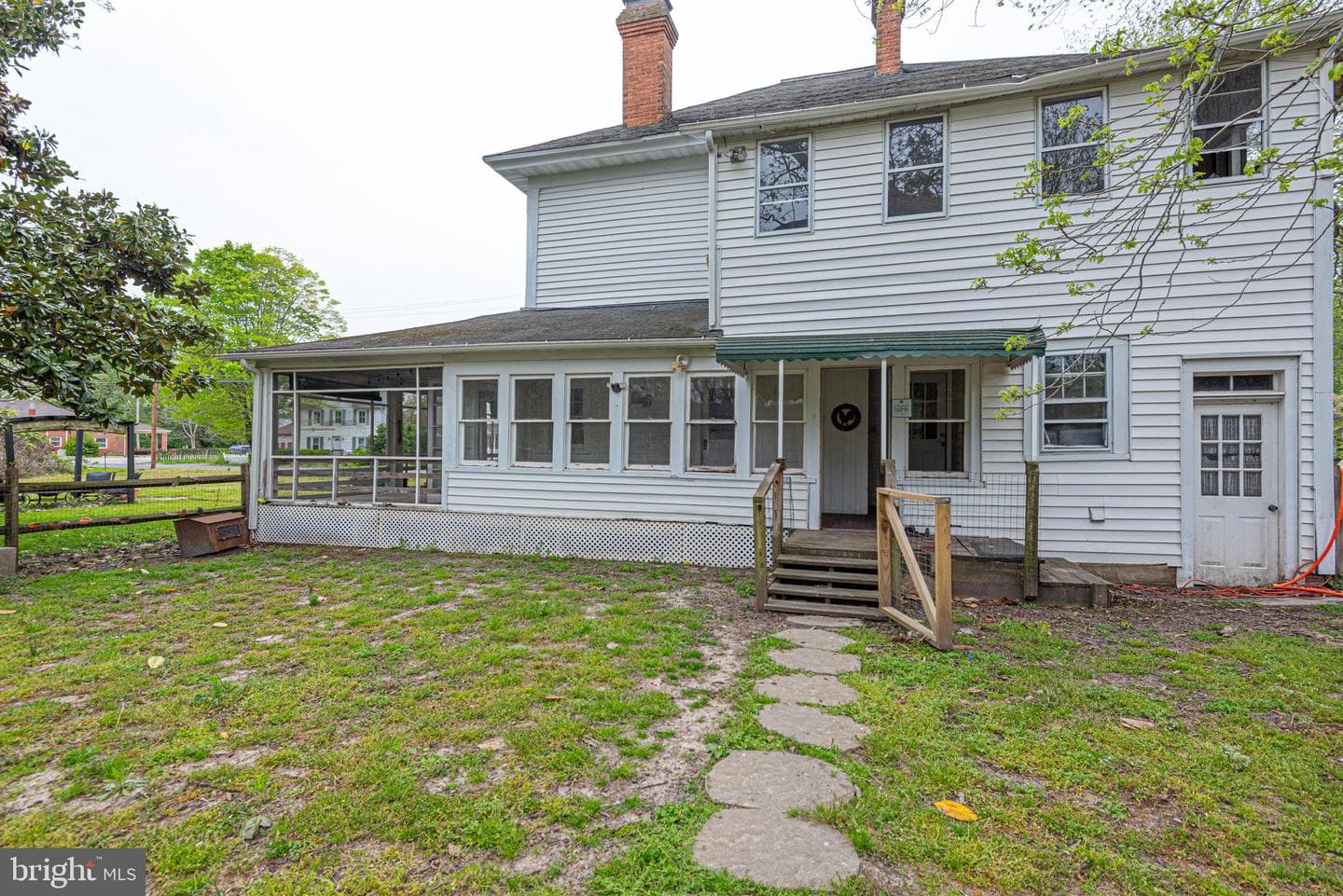 8318 Langmaid Road photo 104