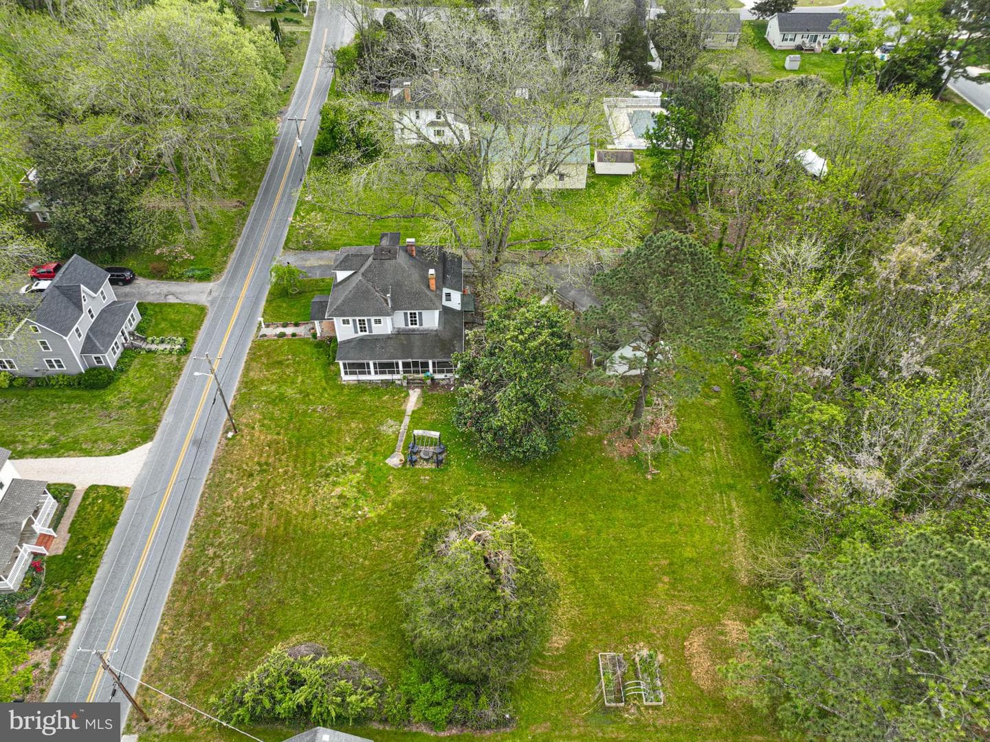 8318 Langmaid Road photo 111