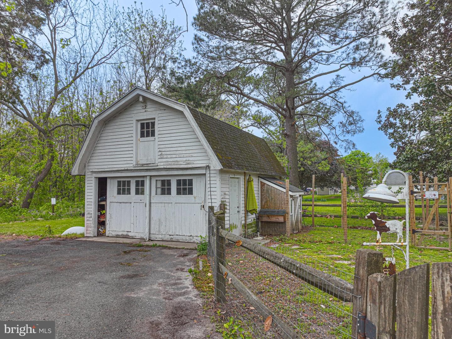 8318 Langmaid Road photo 117