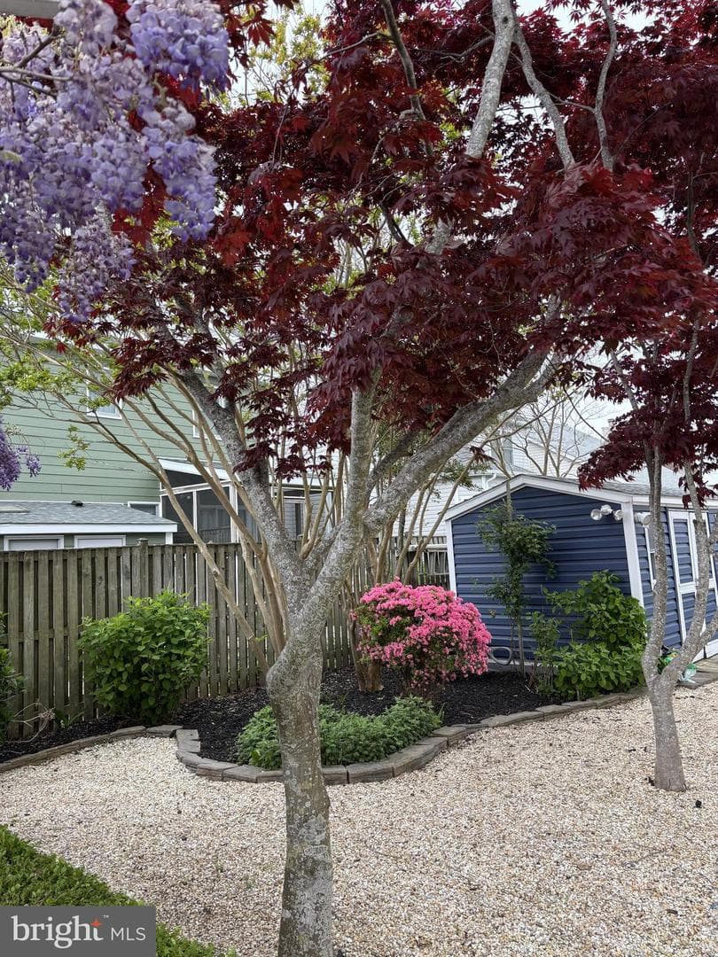 14107 Laurel Avenue photo 40
