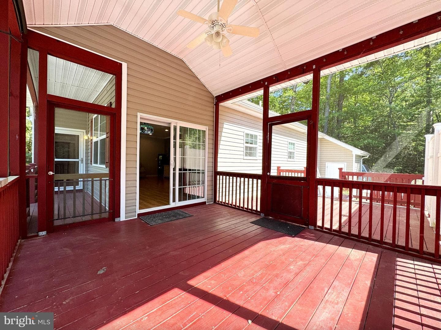 16 Juniper Court photo 42