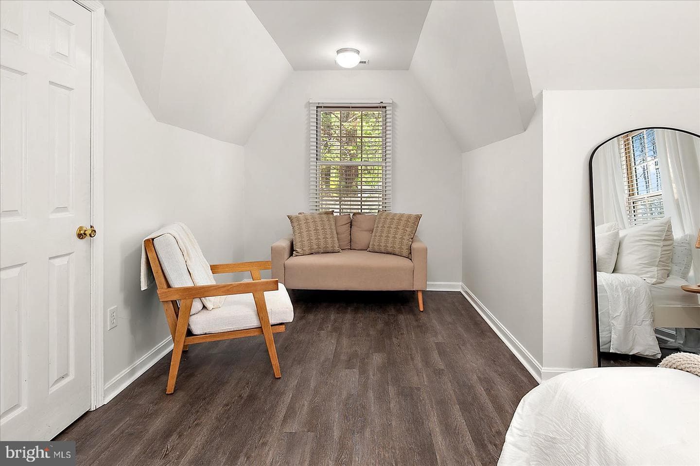 8 Bridgewater Road photo 34